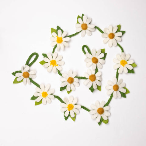 Felt Daisy Garland